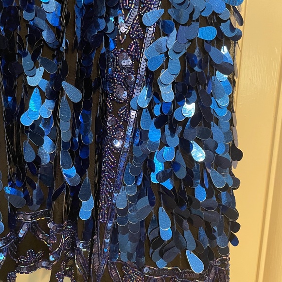 Luxury CAROLINE DESIGNER SILK WITH INTRICATE BEADING GOWN VIDEO IN PHOTOS - Picture 16 of 17